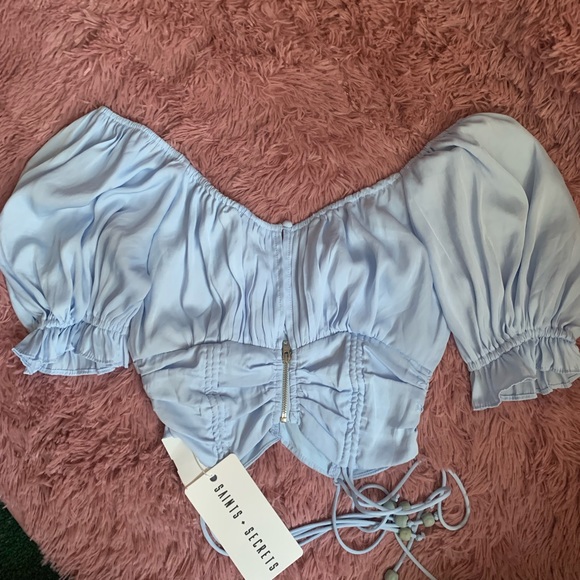 Ruched Puff Sleeve Crop Top - Picture 6 of 6